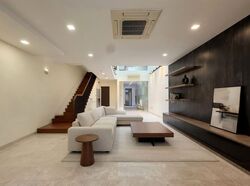 The Springside (D26), Terrace #560086561